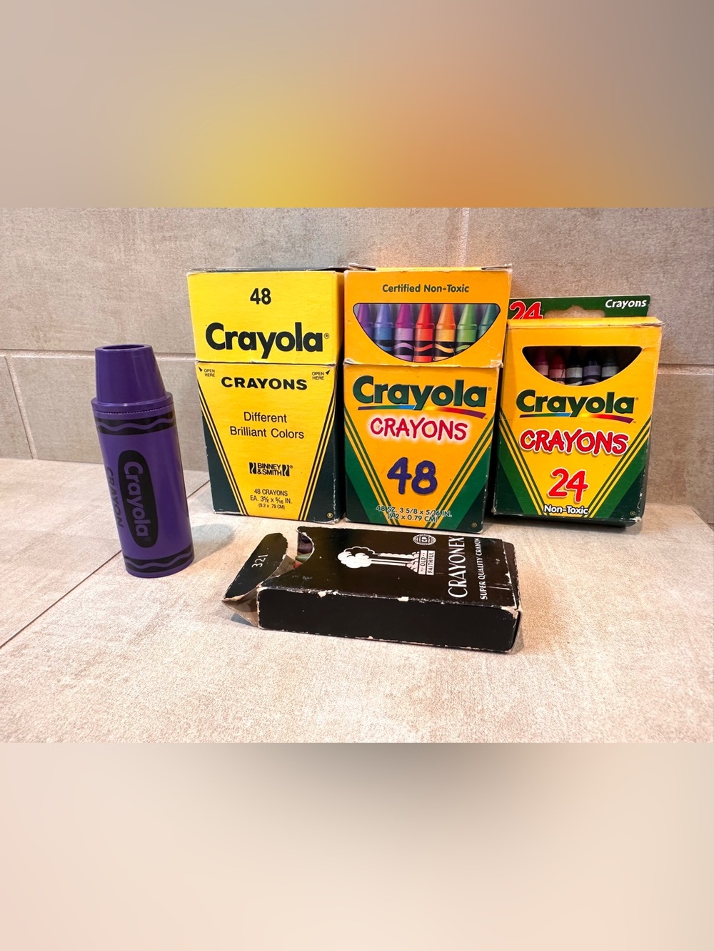 Vintage LOT Crayola Crayons Binney&Smith 1985, 1990, 1997 W/Purple Sharpener